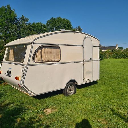 Camping A La Ferme - Hebergements Insolites Cerisy-la-Foret Exteriér fotografie