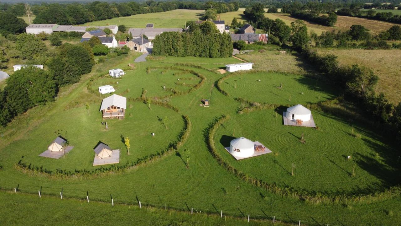 Camping A La Ferme - Hebergements Insolites Cerisy-la-Foret Exteriér fotografie